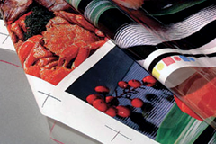 Flexo printing with aqueous ink on film materials 